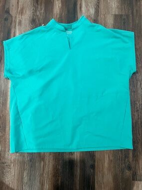 Women's Mandala oversized Short Sleeve Scrub Top